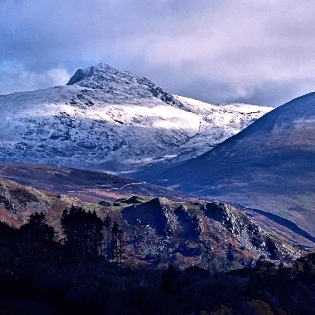 MOUNTAIN VIEWS TISSUE PAPER (A photographic design of snow covered mountain tops in Wales.)
