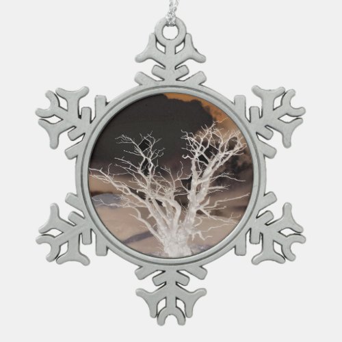 MOUNTAIN WINTER SNOWFLAKE PEWTER CHRISTMAS ORNAMENT