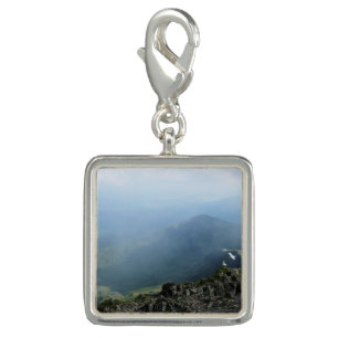 MOUNTAINS CHARM