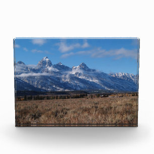 Mountains Scenic Background Award