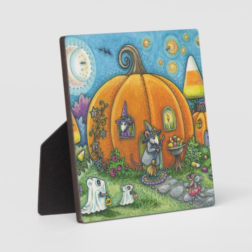 MOUSE HOUSE LITTLE MICE TRICK OR TREAT HALLOWEEN PLAQUE