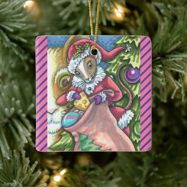 MOUSE SANTA BRINGS GOOD CATS CHRISTMAS GIFTS, Cute Ceramic Ornament (Tree)