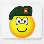 Green beret emoticon : Emoticons @ emofaces.com