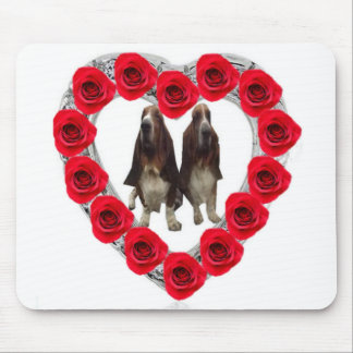 Mousepad Red Roses Heart With Basset Hounds