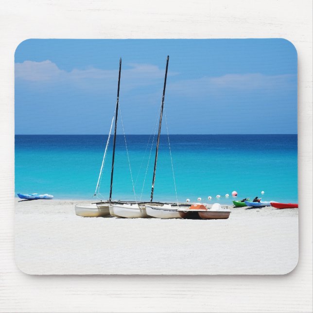 Mousepads with a picture of boats on a beach (Front)
