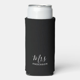 Mr and Mrs   Black and White Modern Script Seltzer Can Cooler