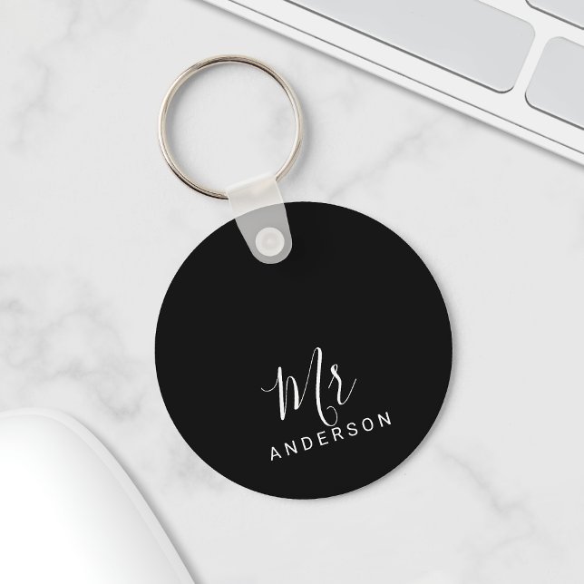 Mr and Mrs | Black and White Modern Script Wedding Keychain (Creator Uploaded)
