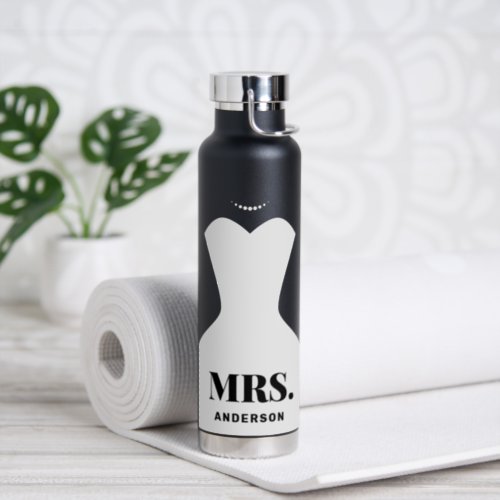 Mr and Mrs Classic Wedding Gift Water Bottle