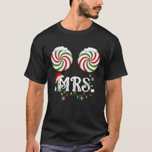 Mr and Mrs Claus Couple Peppermint Candies Xmas Li T-Shirt