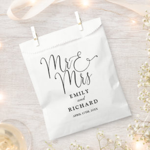 Mr And Mrs Elegant Modern Black And White Wedding Favor Bag