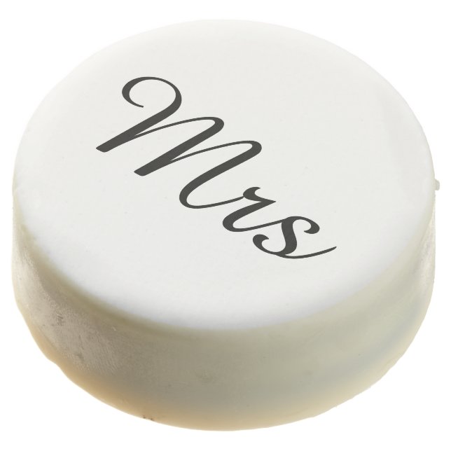 Mr and Mrs | elegant modern matching couple Chocolate Dipped Oreo (Angled)