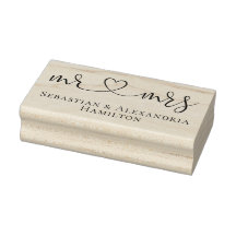 Mr And Mrs Elegant Scroll Heart Text