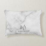 Mr and Mrs | Elegant White Marble Modern Script Accent Pillow<br><div class="desc">"Mr and Mrs" Elegant White Marble Modern Script Personalized Couple Gift

Perfect as wedding gifts for newlywed,  wedding anniversary gifts,  Valentine's day gifts and gift for any occasions.</div>