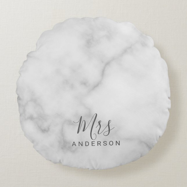 Mr and Mrs | Elegant White Marble Modern Script Round Pillow (Front)