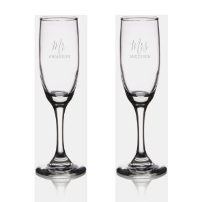 Mr and Mrs | Modern Script Personalized Name Champagne Flute
