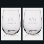 Mr and Mrs | Modern Script Personalized Name Stemless Wine Glass<br><div class="desc">"Mr and Mrs" Modern Script Personalized Couple Gift

Perfect as wedding gifts for newlywed,  wedding anniversary gifts,  Valentine's day gifts and gift for any occasions.</div>
