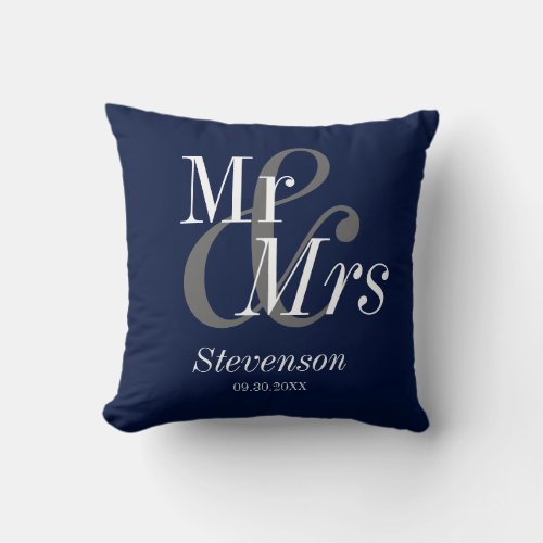 Mr and Mrs  Navy Blue Elegant Modern Wedding Gift Throw Pillow