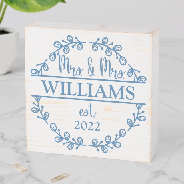 Mr and Mrs Newlywed Personalized Wooden Box Sign (In Situ Horizontal)