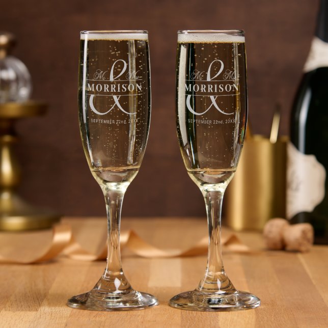 Mr and Mrs Newlywed Typography Wedding Champagne Flute (Party)