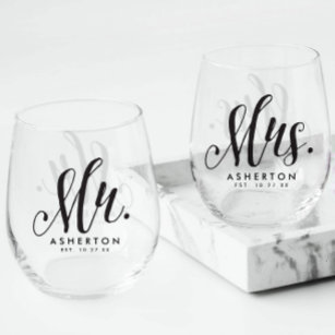 Mr. and Mrs. script newlywed personalized black Stemless Wine Glass