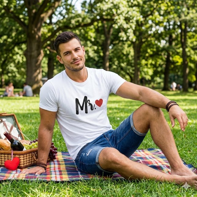 Mr. Modern Black Script Women Red Heart T-Shirt (Creator Uploaded)