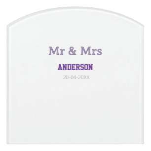 Mr & Mrs add family name date simple stylish moder Door Sign