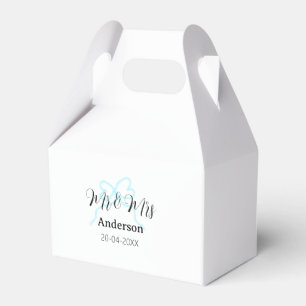 Mr & Mrs add family name date year wedding bow Favor Boxes