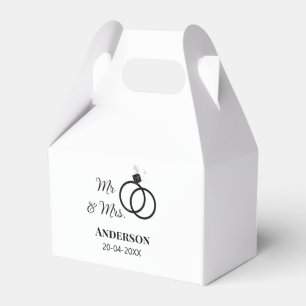 Mr & Mrs add family name date year wedding favor g Boxes