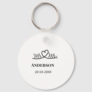 Mr & Mrs add family name date year wedding favor g Keychain