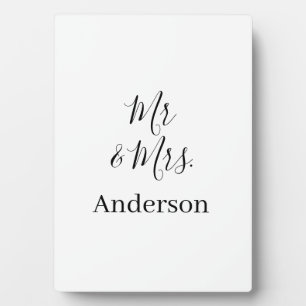 Mr & Mrs add family name date year wedding favor g Plaque