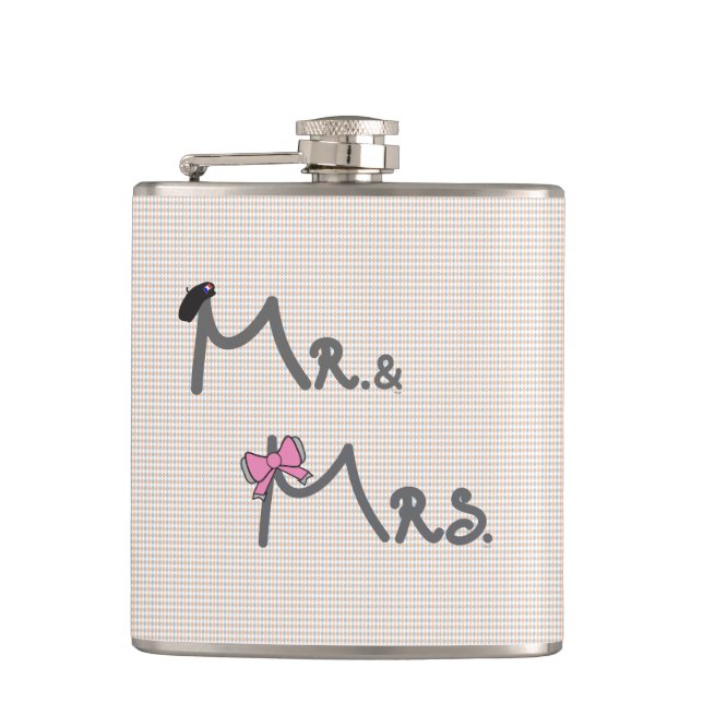 Mr. & Mrs Groom/Bride Flask (Front)
