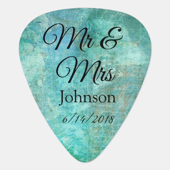 Mr & Mrs Guitar Pick Personalized Wedding Souvenie (Front)
