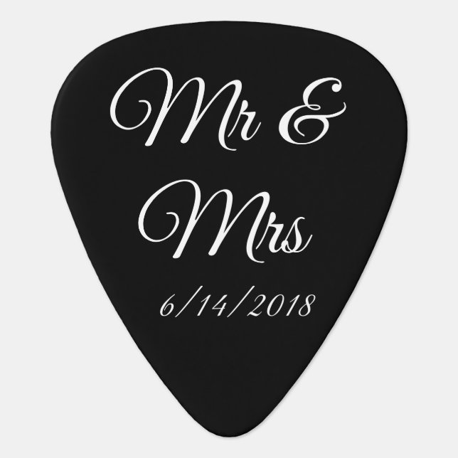 Mr & Mrs Guitar Picks Personalized Wedding Favors (Front)