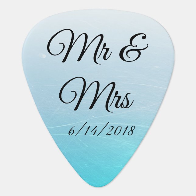 Mr & Mrs Guitar Picks Personalized Wedding Favors (Front)