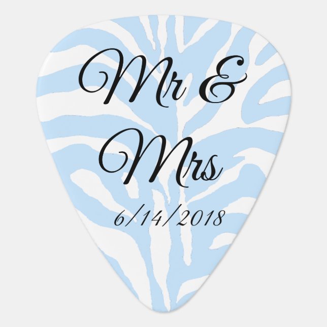Mr & Mrs Guitar Picks Personalized Wedding Favors (Front)
