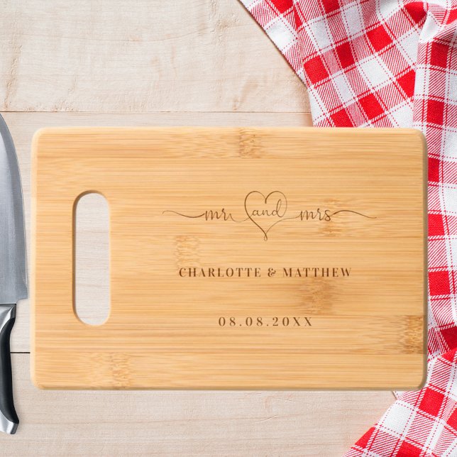 Mr mrs heart newly weds names engraved cutting board (Creator Uploaded)
