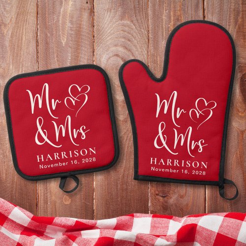 Mr Mrs Hearts Monogram Red Wedding Oven Mitt  Pot Holder Set