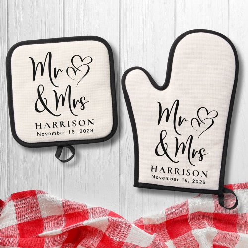 Mr Mrs Hearts Monogram Wedding Oven Mitt  Pot Holder Set