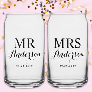 Mr & Mrs Modern Elegant Custom Name Date Wedding Can Glass