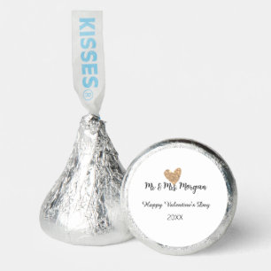 Mr & Mrs name happy Valentine's day gold heart Hershey®'s Kisses®