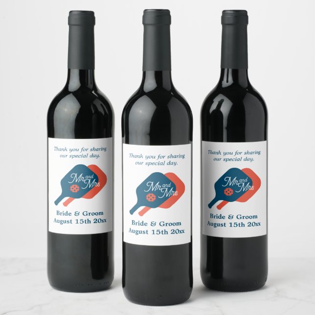 Mr & Mrs pickleball sport theme wedding wine label (Bottles)