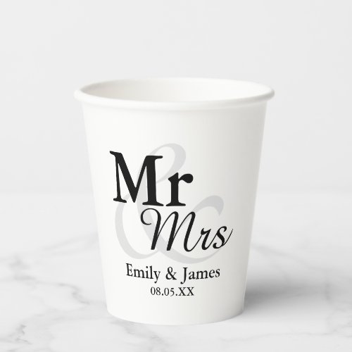 MrMrs Simple Elegant Typography Wedding Favor Paper Cups