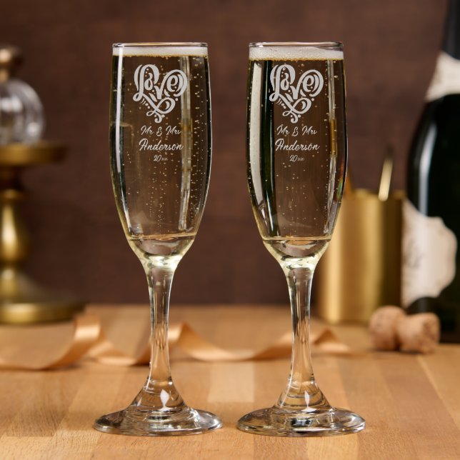 Mr Mrs Year Name Love Heart etching engrave Champagne Flute (Party)