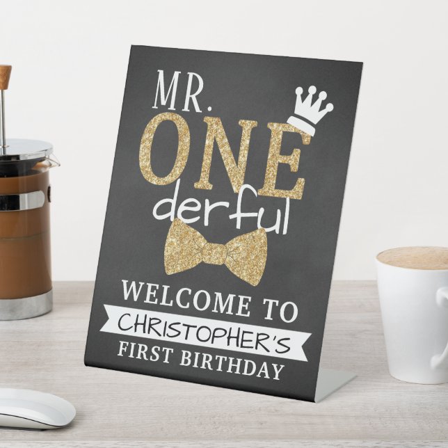 Mr. ONEderful 1st Birthday Welcome Pedestal Sign (In SItu)