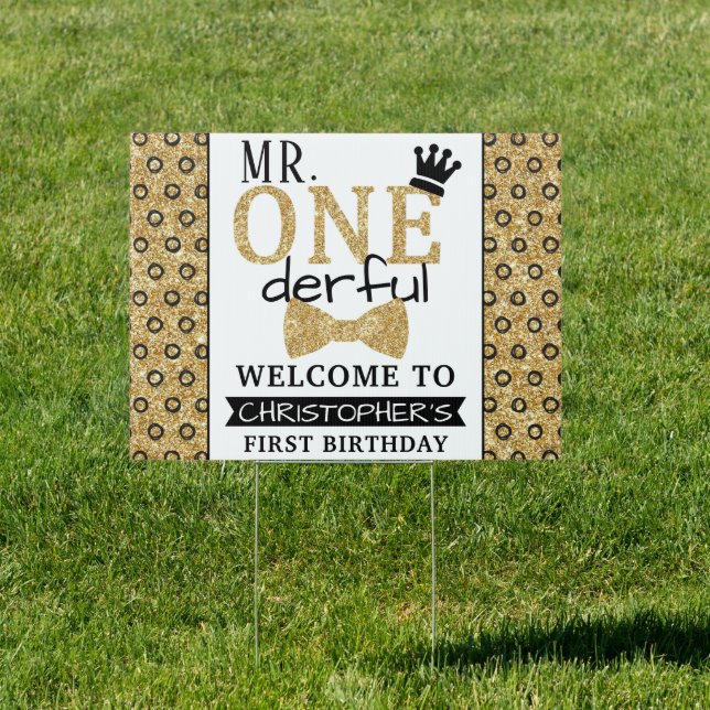 Mr. ONEderful 1st Birthday Welcome Sign (Insitu)