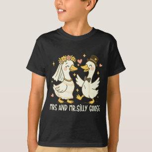 Mrs and mr silly goose wedding party funny T-Shirt