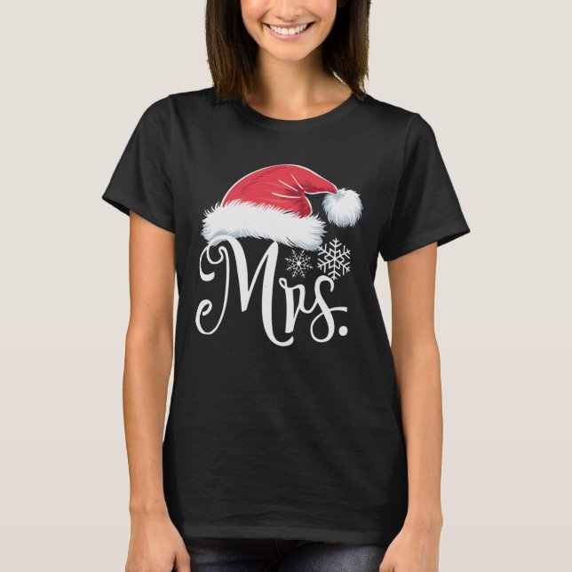Mrs Claus Couples Matching Christmas Pajamas Santa T-Shirt (Front)