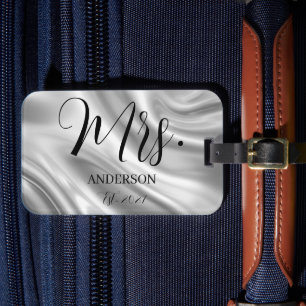 Mrs Script Custom Name Newlywed Honeymoon Luggage Tag