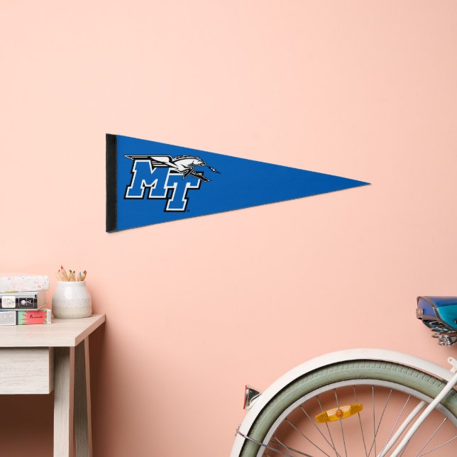MT Blue Raiders Pennant Flag (Front)