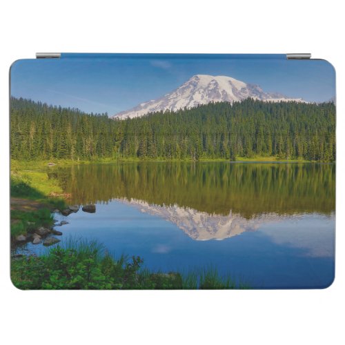 Mt Rainier and Reflection Lake iPad Air Cover